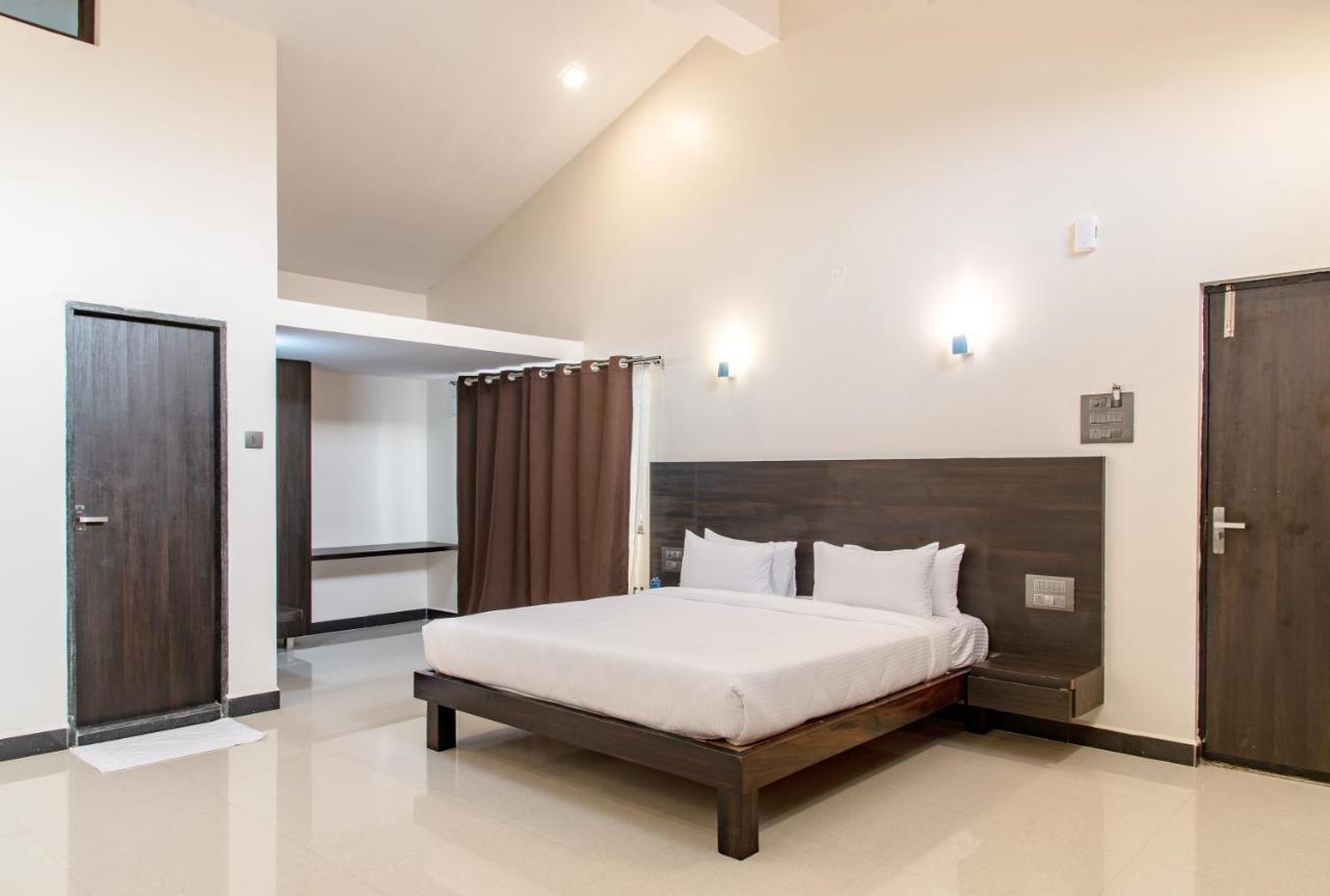 Hotel Mastiff Select Terrain Dandeli Esterno foto