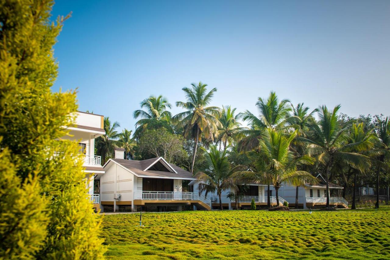 Hotel Mastiff Select Terrain Dandeli Esterno foto