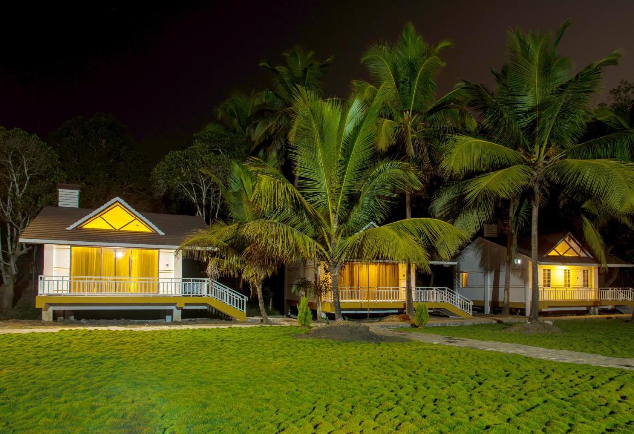 Hotel Mastiff Select Terrain Dandeli Esterno foto