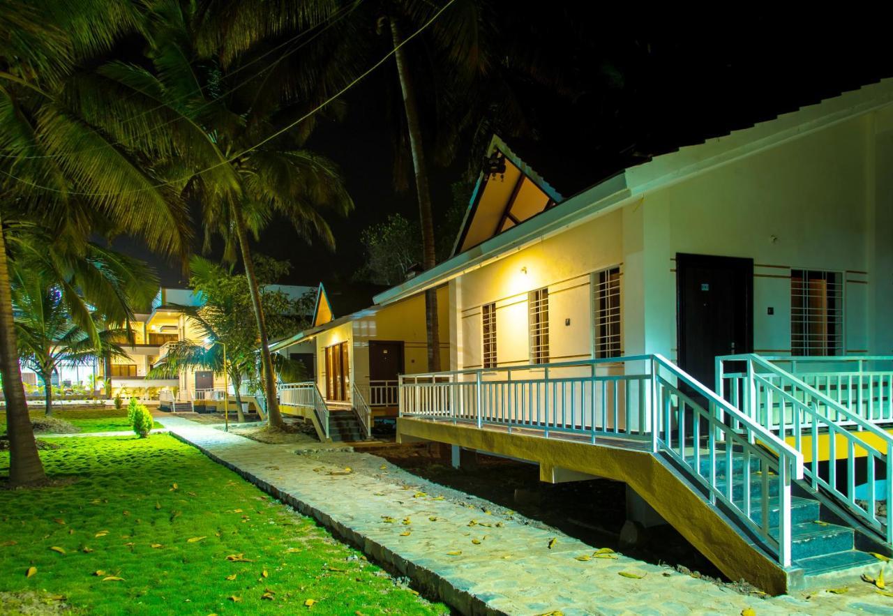 Hotel Mastiff Select Terrain Dandeli Esterno foto
