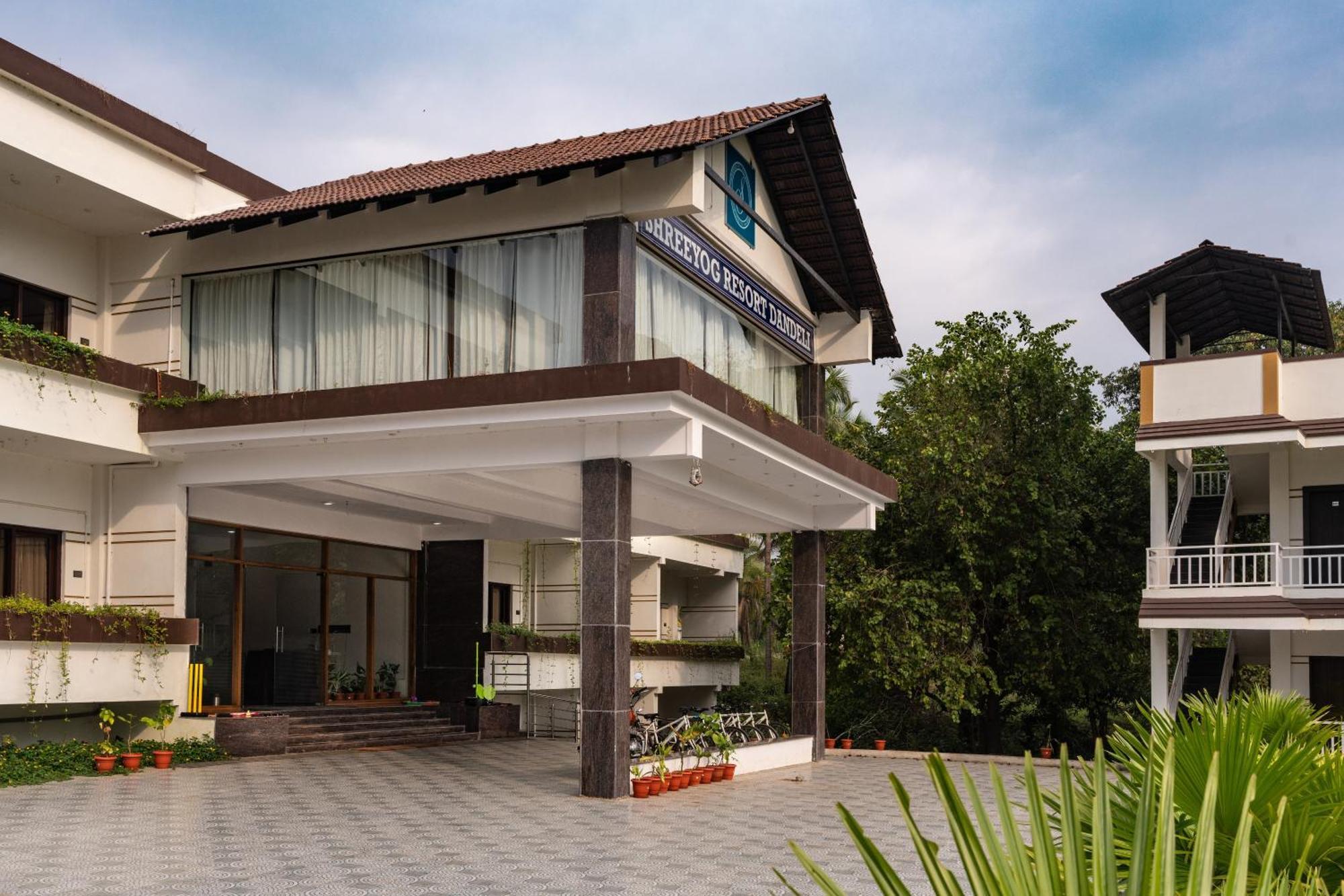 Hotel Mastiff Select Terrain Dandeli Esterno foto