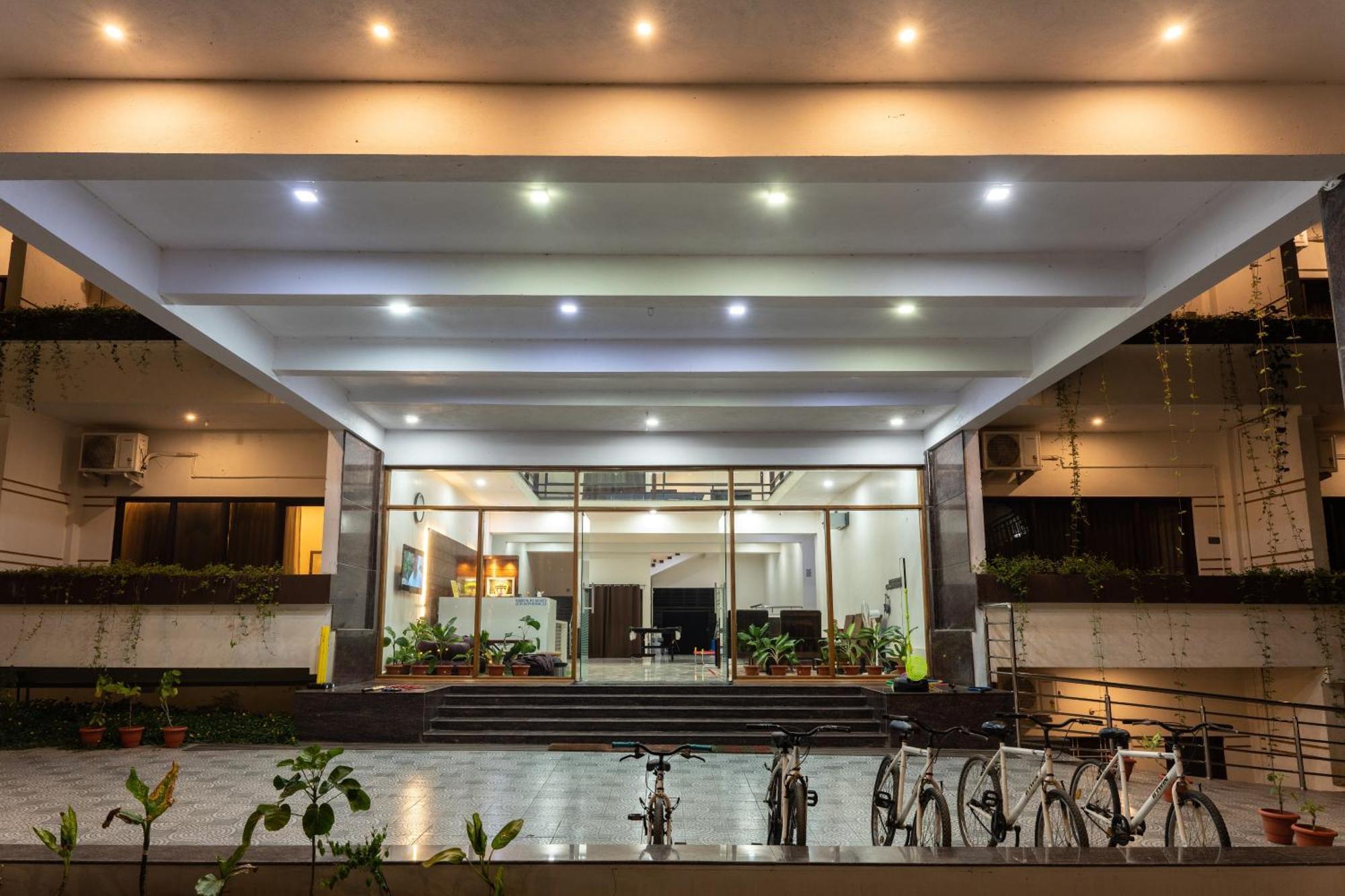 Hotel Mastiff Select Terrain Dandeli Esterno foto