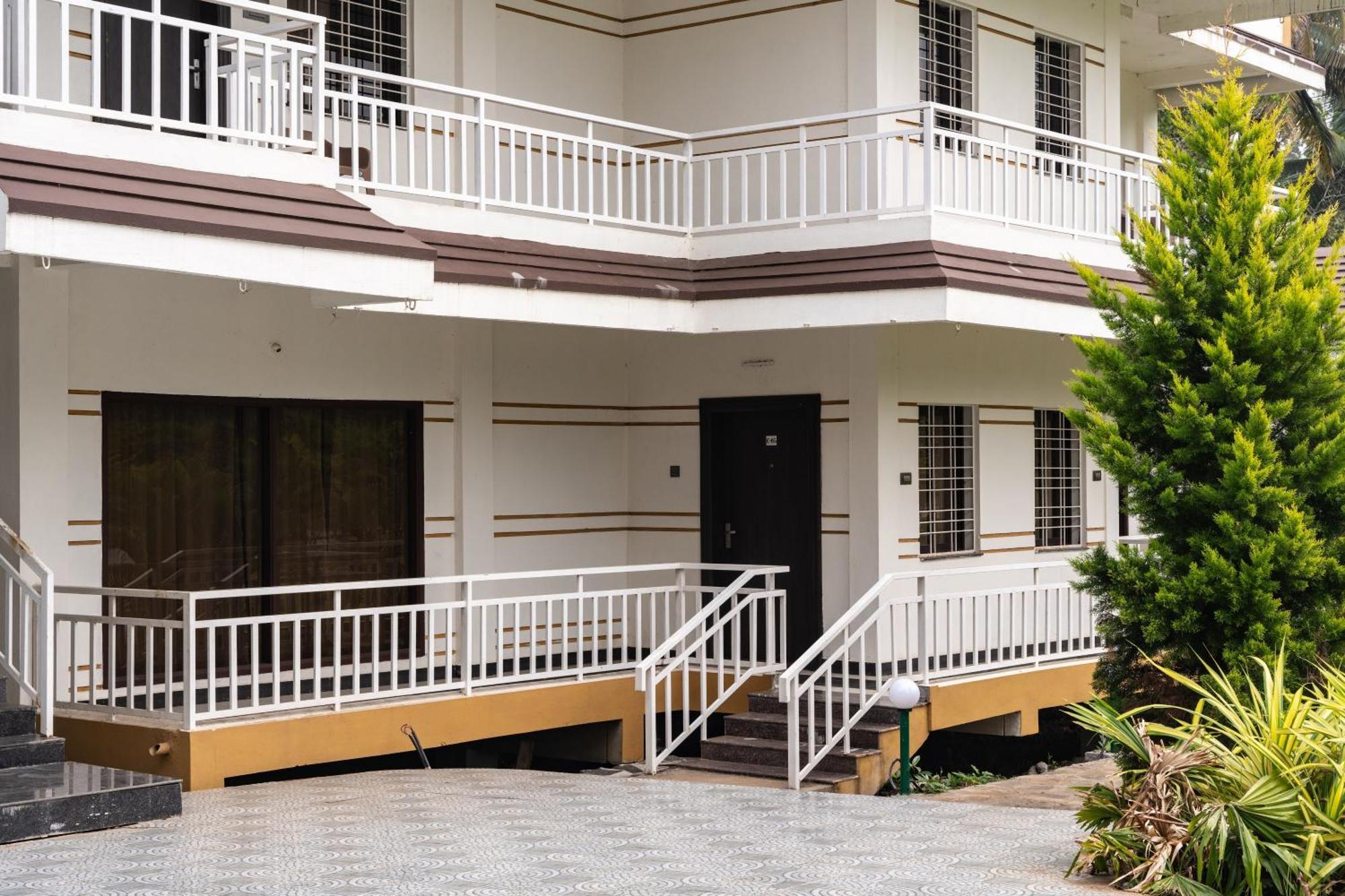 Hotel Mastiff Select Terrain Dandeli Esterno foto