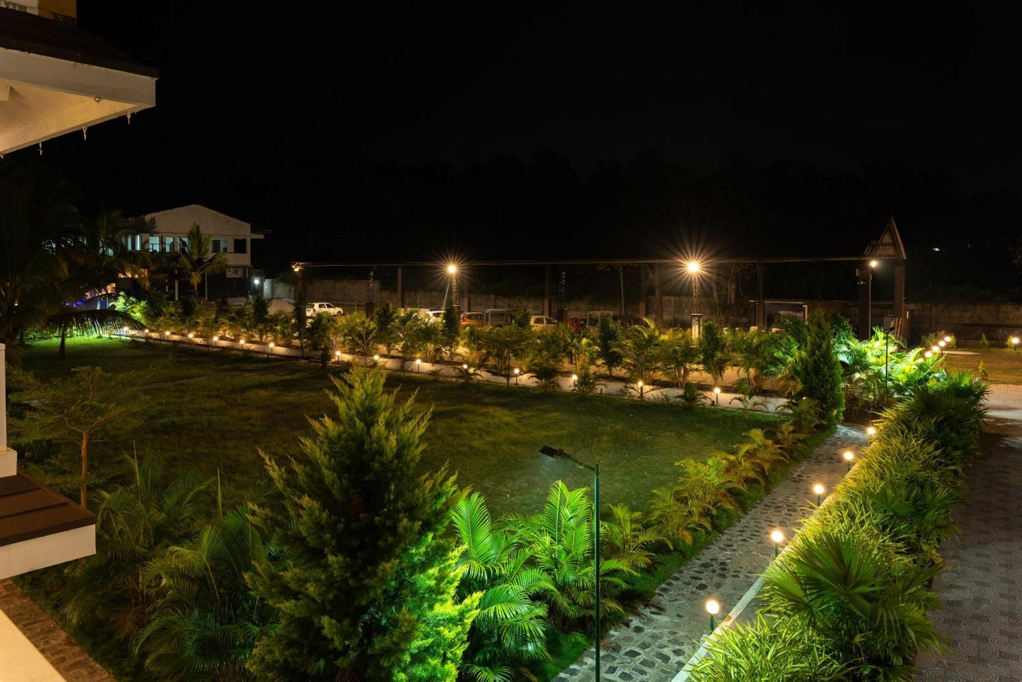 Hotel Mastiff Select Terrain Dandeli Esterno foto