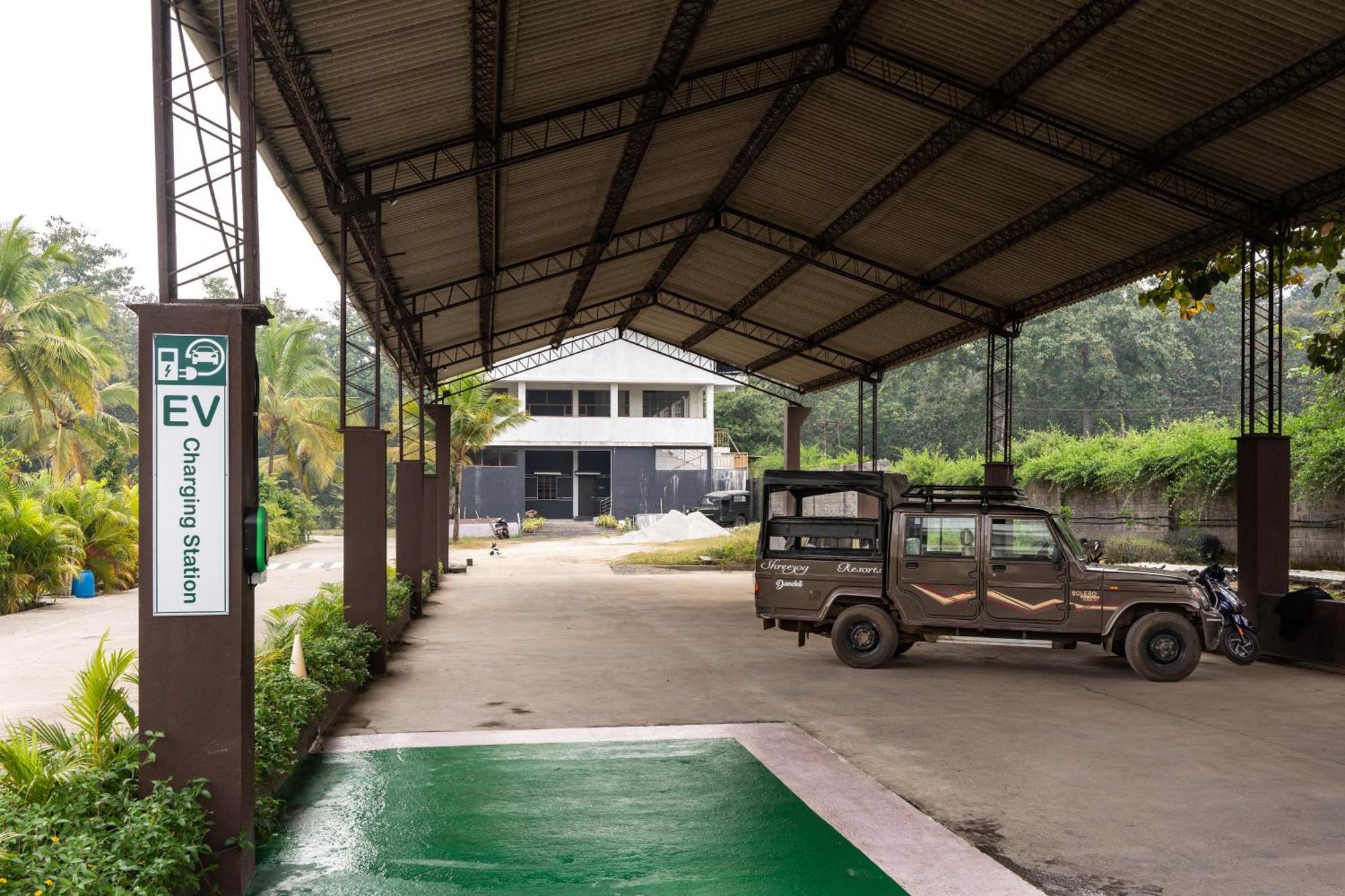 Hotel Mastiff Select Terrain Dandeli Esterno foto